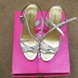 Shoe dazzle sandals